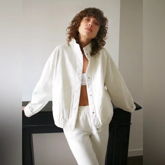 Aritzia Black Wilfred Bomber Jacket - Picture 1 of 5